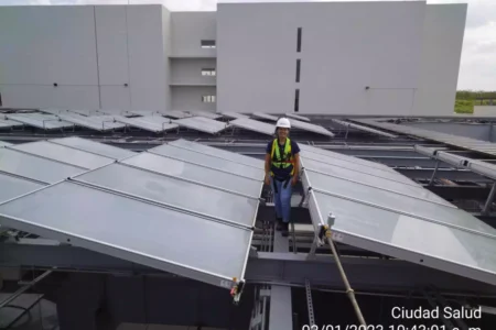 ciudad de la salud energía solar térmica